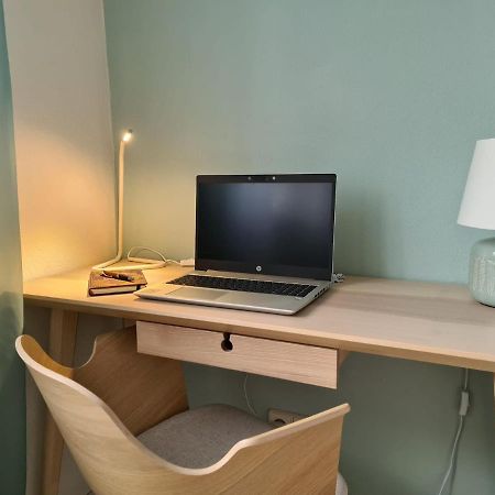 Neu Eingerichtetes Apartment #1 Mit Wlan !Sauna & Hot Tub Zubuchbar! Senftenberg Zewnętrze zdjęcie