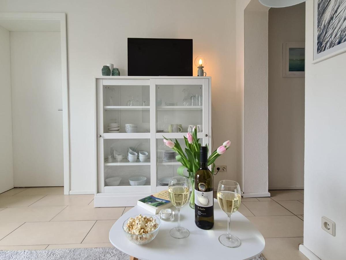Neu Eingerichtetes Apartment #1 Mit Wlan !Sauna & Hot Tub Zubuchbar! Senftenberg Zewnętrze zdjęcie